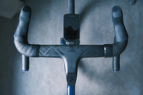 TOSEEK TR5500 Integrated Handlebar Review: Carbon Cockpit for Under $100