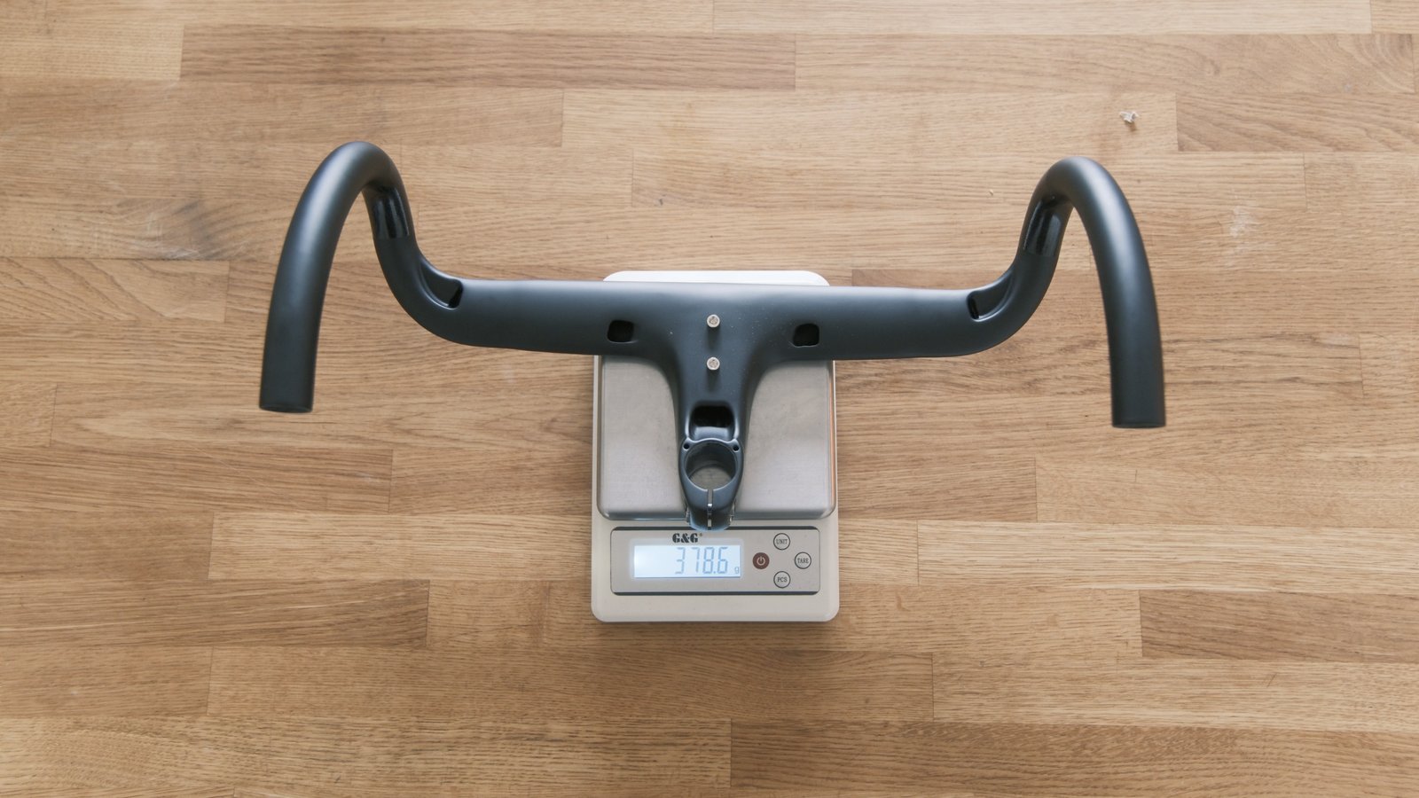 TOSEEK TR5500 Integrated Handlebar Review: Carbon Cockpit for Under $100 – photo 4