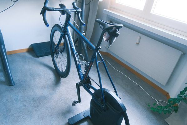 CYCPLUS R200 Smart Trainer Review: A Full Winter Indoors