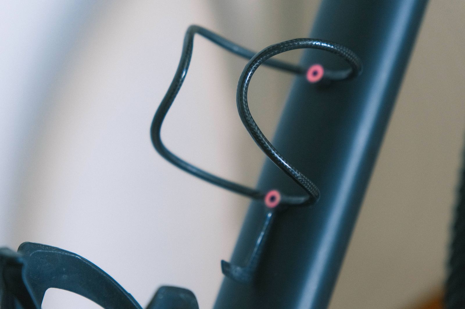 Superlight AliExpress Carbon Bottle Cage Review – photo 2